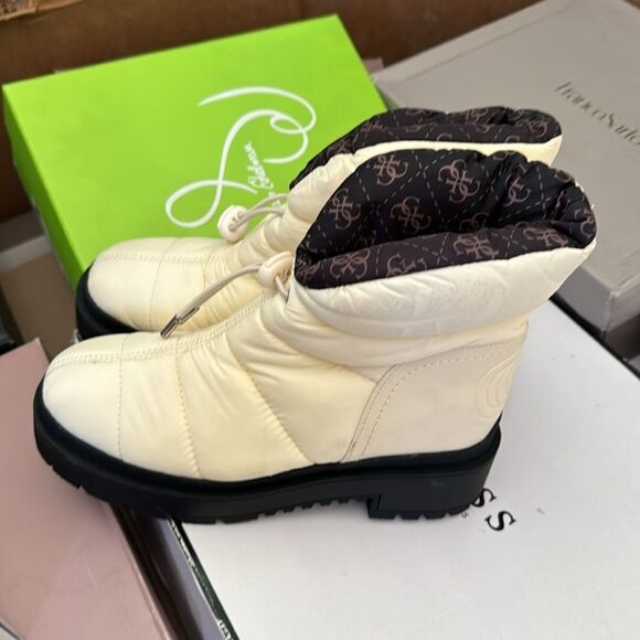 GUESS Leeda Padded Ankle Boot Ivory - Picture 6 of 6